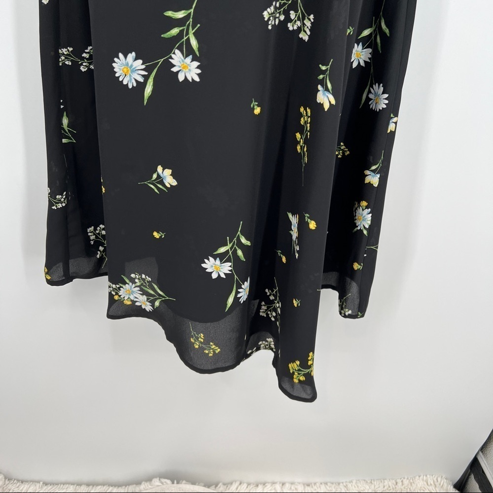 Socialite Floral Black Surplice Wrap Front Ruffle Cap Sleeve Banded Waist Dress - Picture 3 of 13